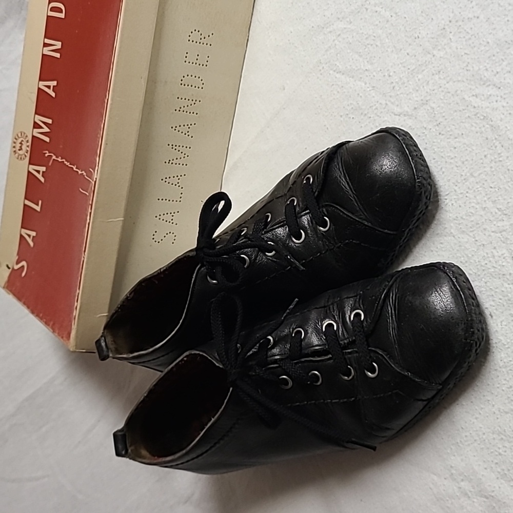 1970s Salamander Black Leather Ankle Boot Bootie 8.5 Germany